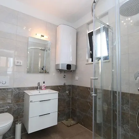 Daci - With Pool Apartment *